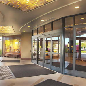 commercial door specialist Lakeside