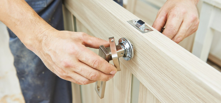 interior door repair Lakeside